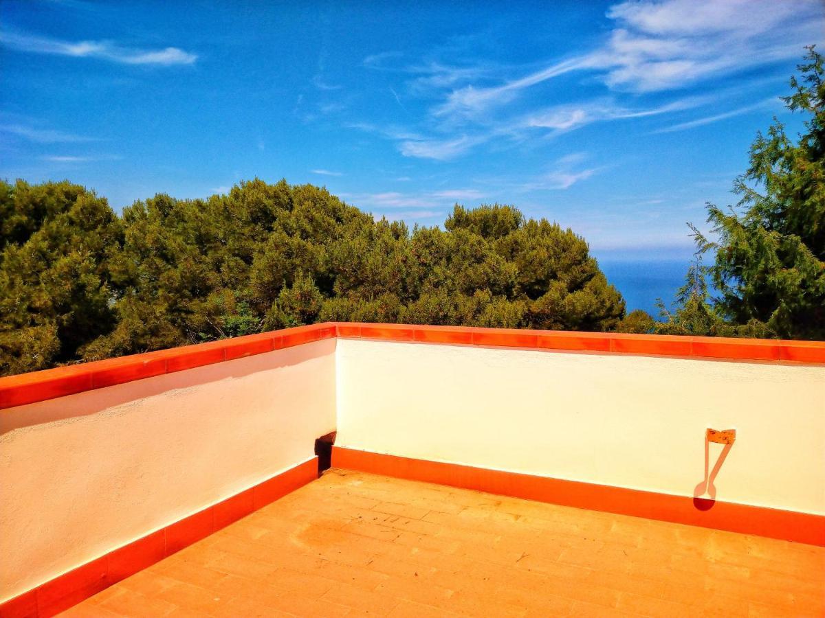 Torre Alpicella Holiday Home, A Scenic Escape Into Nature And Relaxation Диано Марина Екстериор снимка